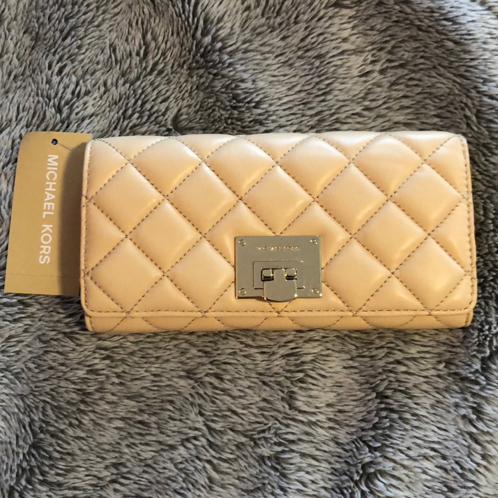 NWT Michael Kors Quilted Wallet!